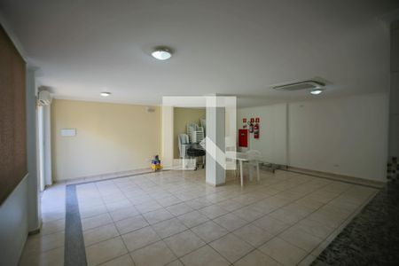 Apartamento para alugar com 57m², 2 quartos e 1 vagaÁrea comum - Salão de festas