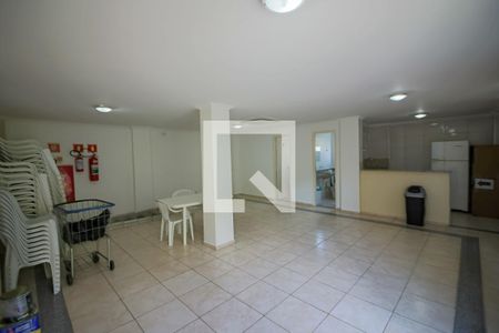 Apartamento para alugar com 57m², 2 quartos e 1 vagaÁrea comum - Salão de festas