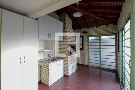 Casa de condomínio à venda com 109m², 3 quartos e 3 vagas Casa de condomínio à venda com 109m², 3 quartos e 3 vagasVaranda