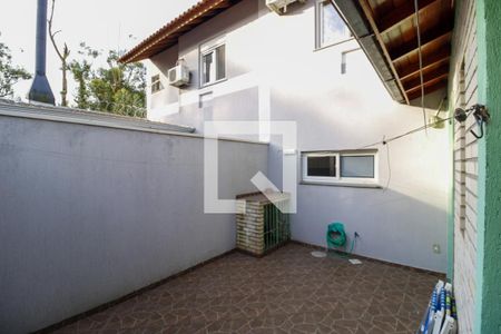 Casa de condomínio à venda com 109m², 3 quartos e 3 vagas Casa de condomínio à venda com 109m², 3 quartos e 3 vagasQuintal