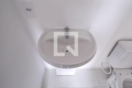 Apartamento à venda com 28m², 1 quarto e sem vaga Apartamento à venda com 28m², 1 quarto e sem vagaBanheiro da Suíte