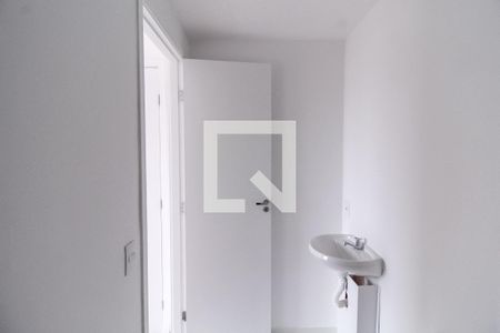 Apartamento à venda com 28m², 1 quarto e sem vaga Apartamento à venda com 28m², 1 quarto e sem vagaBanheiro da Suíte