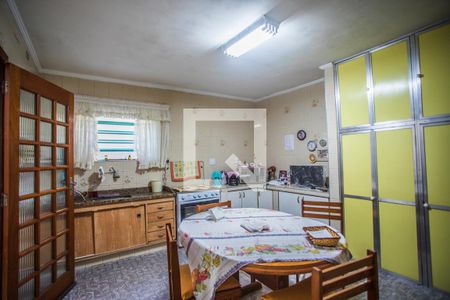 Casa à venda com 172m², 3 quartos e 1 vagaCozinha