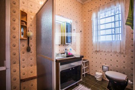 Casa à venda com 172m², 3 quartos e 1 vagaBanheiro