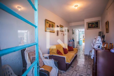 Casa à venda com 172m², 3 quartos e 1 vagaCorredor lateral