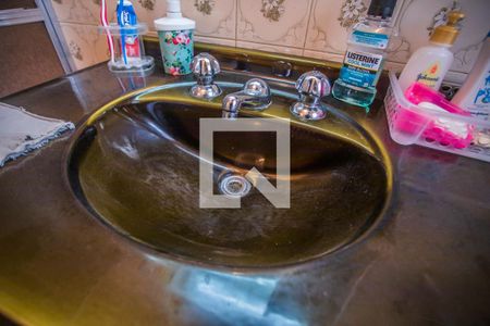 Casa à venda com 172m², 3 quartos e 1 vagaBanheiro - Torneira