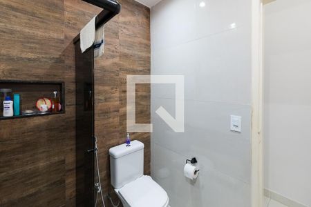 Apartamento à venda com 85m², 2 quartos e 1 vaga Apartamento à venda com 85m², 2 quartos e 1 vagaBanheiro Corredor