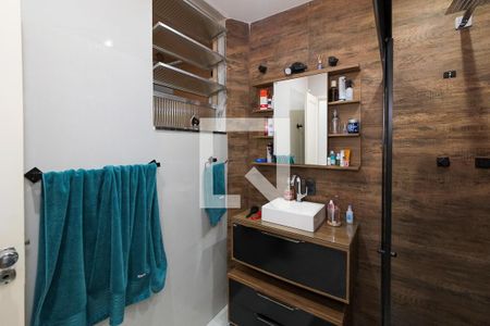 Apartamento à venda com 85m², 2 quartos e 1 vaga Apartamento à venda com 85m², 2 quartos e 1 vagaBanheiro Corredor