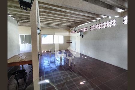 Apartamento à venda com 85m², 2 quartos e 1 vaga Apartamento à venda com 85m², 2 quartos e 1 vagaÁrea comum - Salão de festas