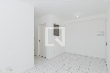 Sala de apartamento para alugar com 2 quartos, 45m² em Jardim Albertina, Guarulhos