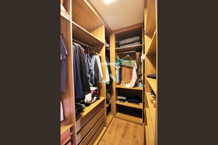 Closet da Suíte de apartamento para alugar com 3 quartos, 160m² em Parque das Nações, Santo André