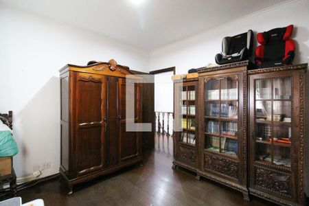 Casa para alugar com 367m², 4 quartos e 4 vagas Casa para alugar com 367m², 4 quartos e 4 vagasQuarto 1