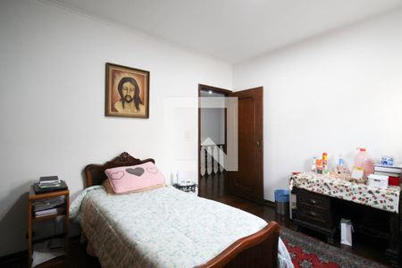 Casa para alugar com 367m², 4 quartos e 4 vagas Casa para alugar com 367m², 4 quartos e 4 vagasQuarto 2