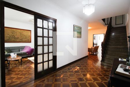 Corredor de casa para alugar com 4 quartos, 367m² em Planalto Paulista, São Paulo