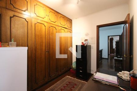 Casa para alugar com 367m², 4 quartos e 4 vagas Casa para alugar com 367m², 4 quartos e 4 vagasSuíte 1