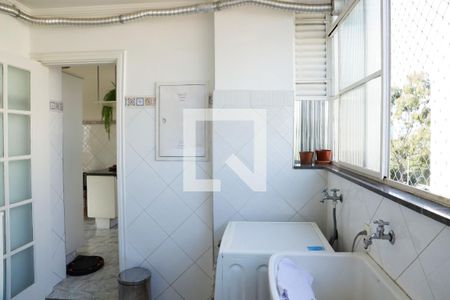 Apartamento para alugar com 130m², 2 quartos e 1 vagaÁrea de Serviço
