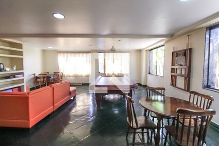 Apartamento à venda com 118m², 3 quartos e 1 vaga Apartamento à venda com 118m², 3 quartos e 1 vagaSala de Jogos