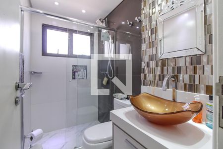 Apartamento à venda com 118m², 3 quartos e 1 vaga Apartamento à venda com 118m², 3 quartos e 1 vagaBanheiro 2