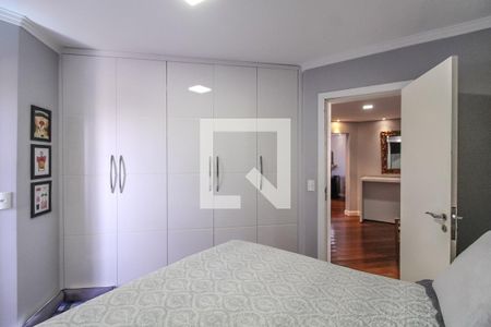 Apartamento à venda com 118m², 3 quartos e 1 vaga Apartamento à venda com 118m², 3 quartos e 1 vagaSuíte