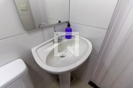Banheiro de apartamento para alugar com 1 quarto, 31m² em Jardim Seckler, São Paulo