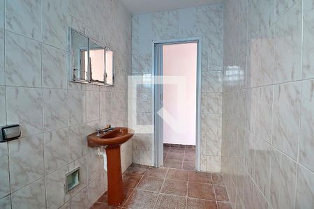 Banheiro de casa para alugar com 1 quarto, 17m² em Jardim Vila Rica, Santo André