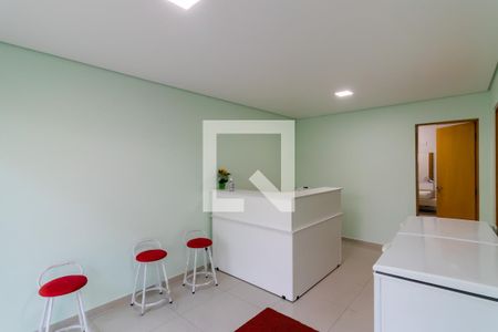 Casa à venda com 288m², 5 quartos e 3 vagas Casa à venda com 288m², 5 quartos e 3 vagasSala 2 Casa 1