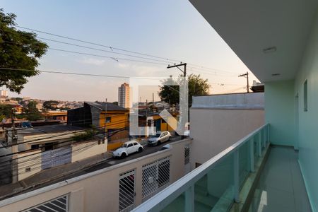 Casa à venda com 288m², 5 quartos e 3 vagas Casa à venda com 288m², 5 quartos e 3 vagasSacada do Quarto 3 Casa 1