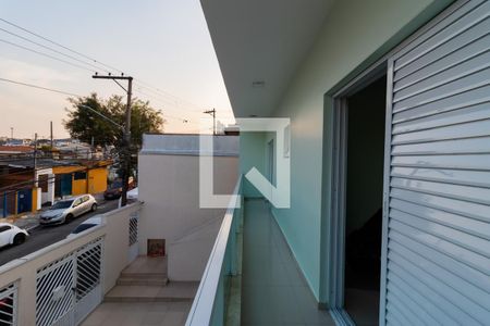 Casa à venda com 288m², 5 quartos e 3 vagas Casa à venda com 288m², 5 quartos e 3 vagasSacada do Quarto 3 Casa 1