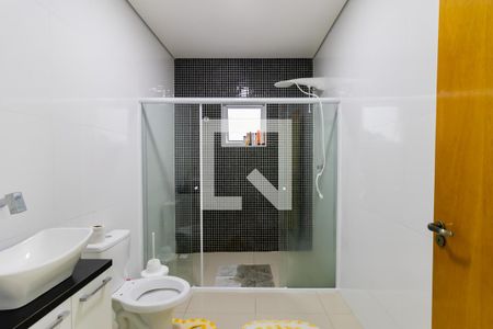 Casa à venda com 288m², 5 quartos e 3 vagas Casa à venda com 288m², 5 quartos e 3 vagasBanheiro 1 Casa 1