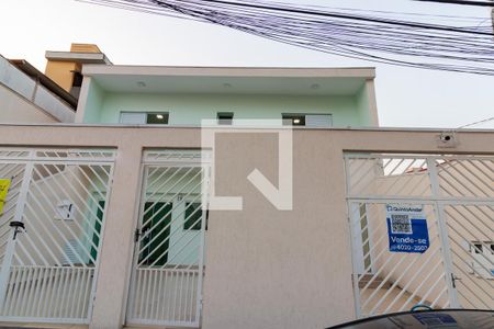 Casa à venda com 288m², 5 quartos e 3 vagas Casa à venda com 288m², 5 quartos e 3 vagasFachada