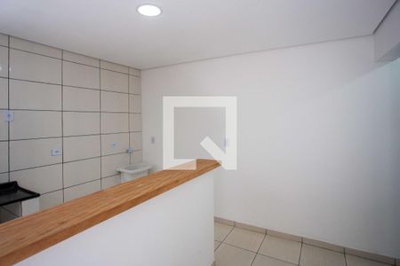 Sala/Cozinha de casa para alugar com 1 quarto, 26m² em Taboão, Diadema