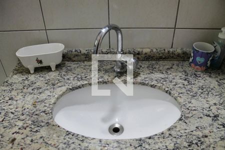 Apartamento à venda com 82m², 3 quartos e 2 vagas Apartamento à venda com 82m², 3 quartos e 2 vagasBanheiro da Suíte