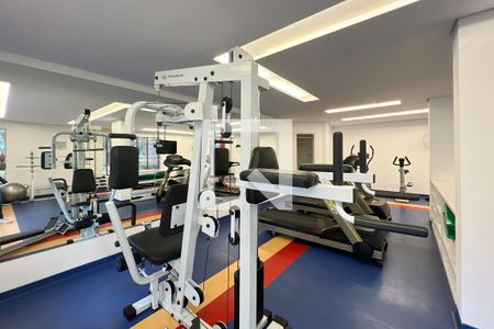 Apartamento à venda com 216m², 3 quartos e 3 vagasÁrea comum - Academia