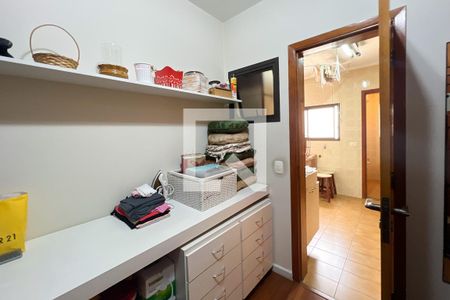 Apartamento à venda com 216m², 3 quartos e 3 vagasQuarto de Serviço