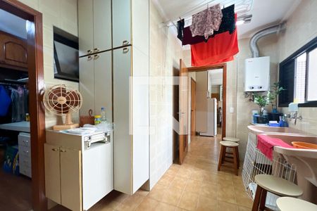 Apartamento à venda com 216m², 3 quartos e 3 vagasÁrea de Serviço