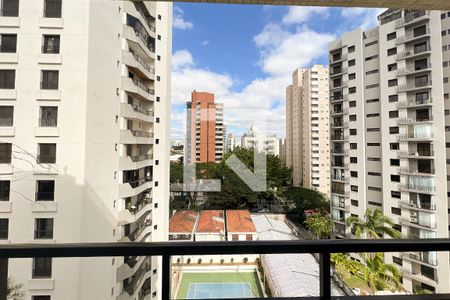 Apartamento à venda com 216m², 3 quartos e 3 vagasVista