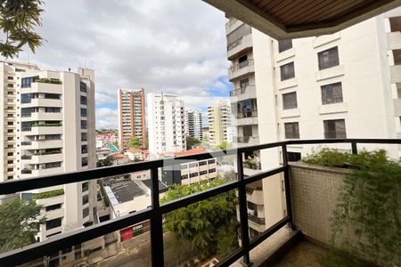 Apartamento à venda com 216m², 3 quartos e 3 vagasSacada