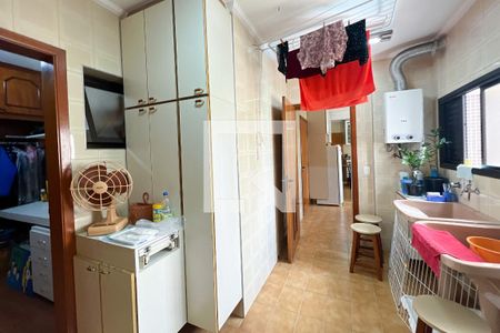 Apartamento à venda com 216m², 3 quartos e 3 vagasÁrea de Serviço