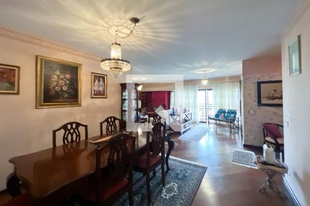 Apartamento à venda com 216m², 3 quartos e 3 vagasSala