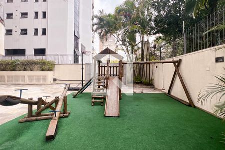 Apartamento à venda com 216m², 3 quartos e 3 vagasÁrea Comum - Playground