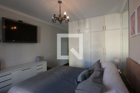 Casa à venda com 153m², 4 quartos e 2 vagas Casa à venda com 153m², 4 quartos e 2 vagasSuíte