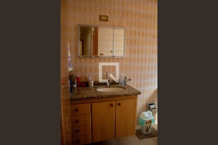 Casa à venda com 160m², 3 quartos e 1 vagaBanheiro