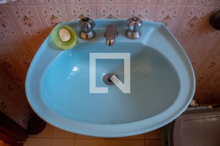 Casa à venda com 160m², 3 quartos e 1 vagaBanheiro 2