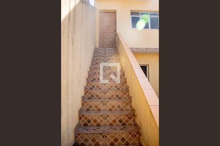 Casa à venda com 160m², 3 quartos e 1 vagaEscada