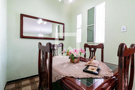 Sala de Jantar de casa à venda com 4 quartos, 200m² em Vila Libanesa, São Paulo