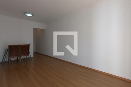 Sala de apartamento à venda com 3 quartos, 73m² em Vila Suzana, São Paulo