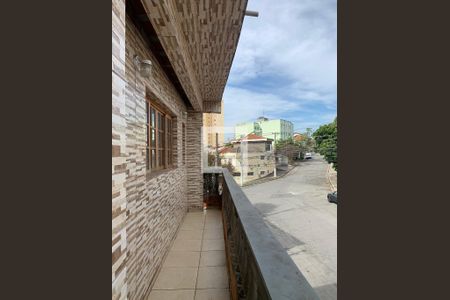 Casa de condomínio à venda com 800m², 2 quartos e 6 vagasSacada