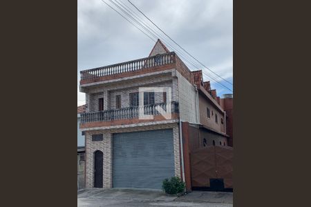 Casa de condomínio à venda com 800m², 2 quartos e 6 vagasFachada