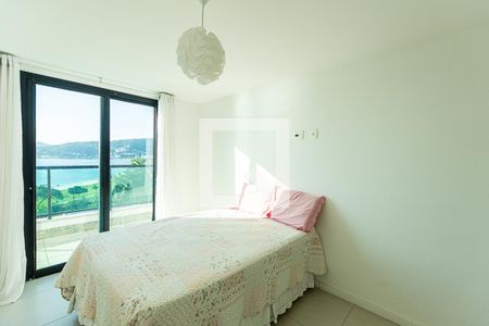 Quarto 2 de apartamento à venda com 3 quartos, 200m² em Charitas, Niterói