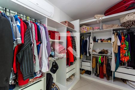 Apartamento à venda com 200m², 3 quartos e 3 vagasQuarto 3